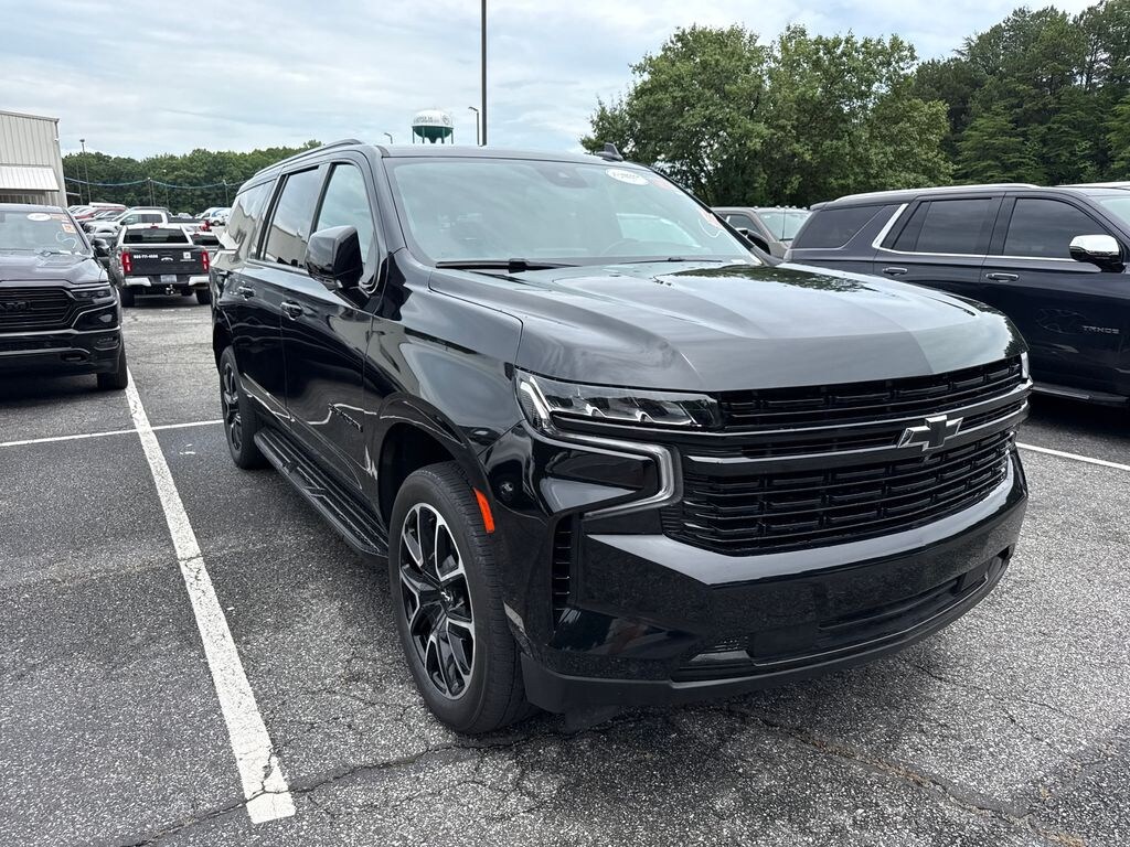 Used 2024 Chevrolet Suburban RST SUV
