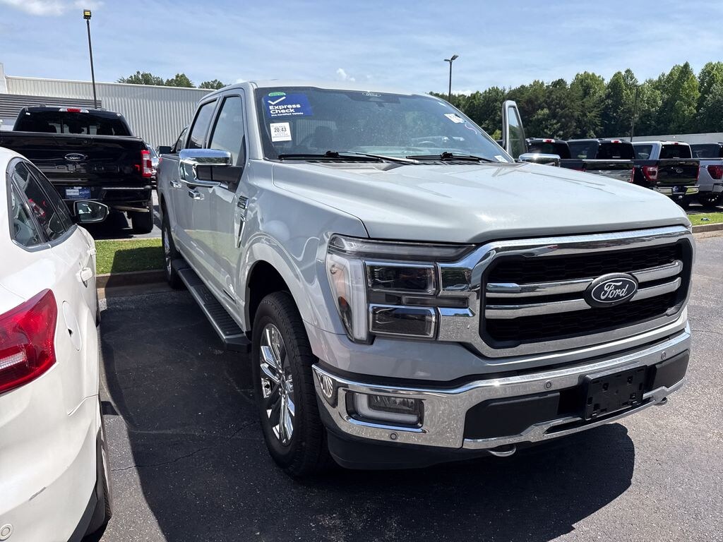 Used 2024 Ford F-150 Lariat Crew Cab Truck