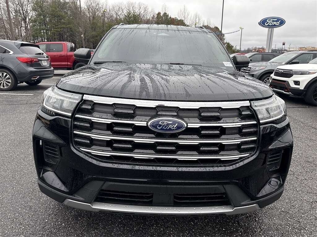 Used 2025 Ford Explorer Active SUV