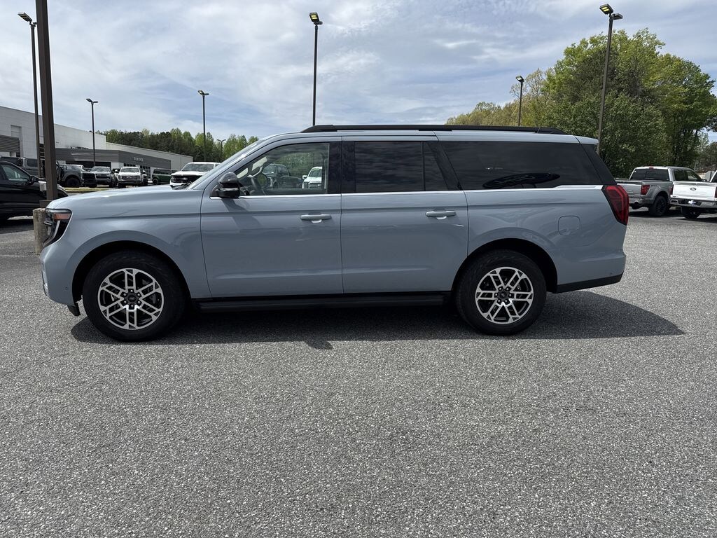 Used 2025 Ford Expedition MAX Active SUV