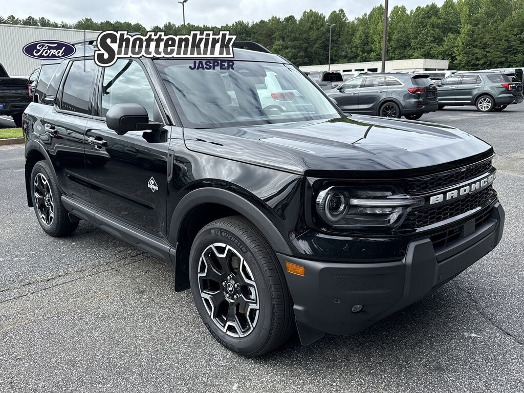 Used 2025 Ford Bronco Sport Outer Banks SUV