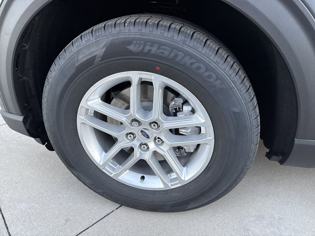 2026 Ford Explorer Active - Photo 21