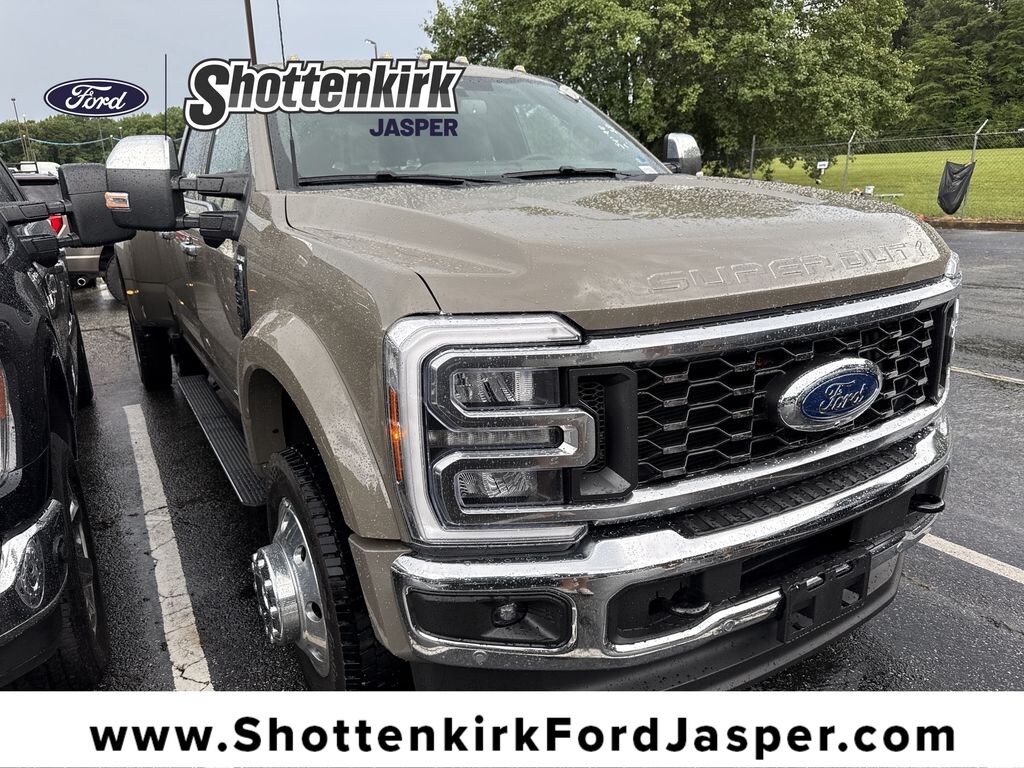 Used 2026 Ford F-450 King Ranch DRW Crew Cab Long Bed Truck