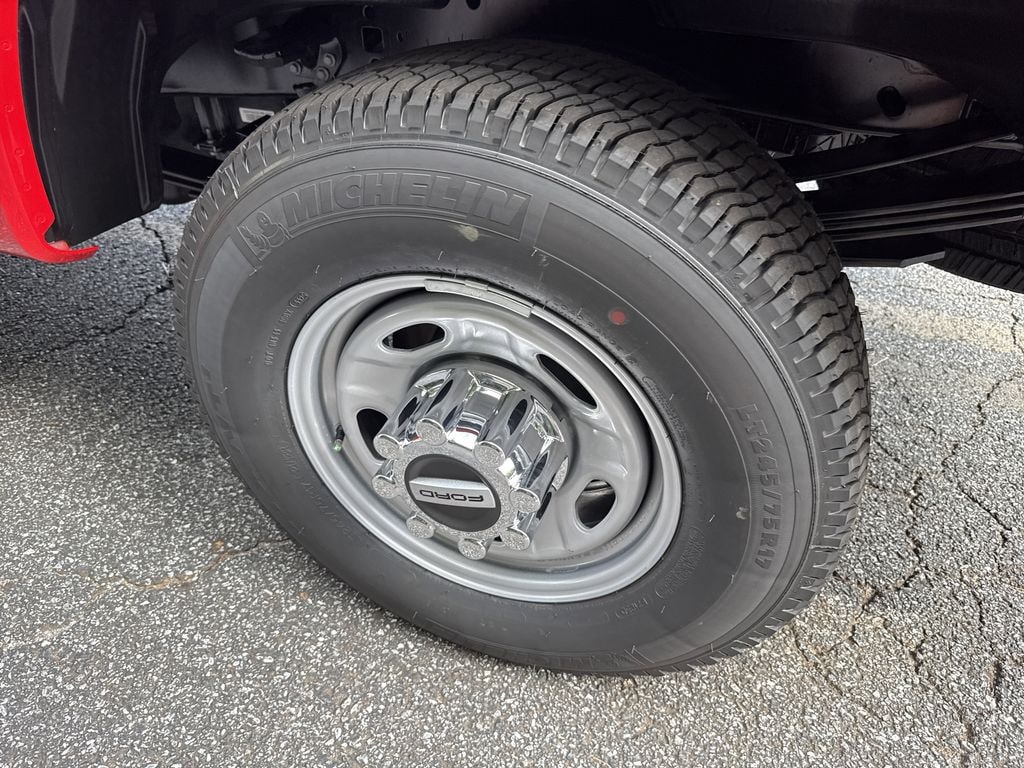 2026 Ford F-350 Super Duty XL - Photo 18