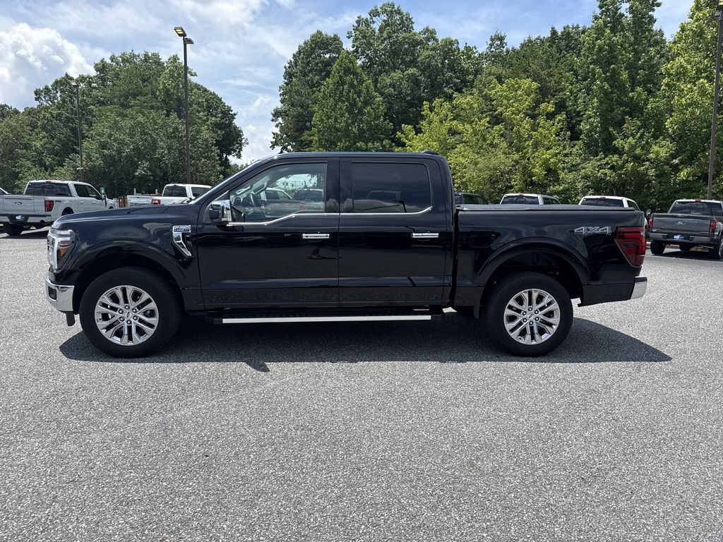 Used 2025 Ford F-150 Lariat Crew Cab Truck