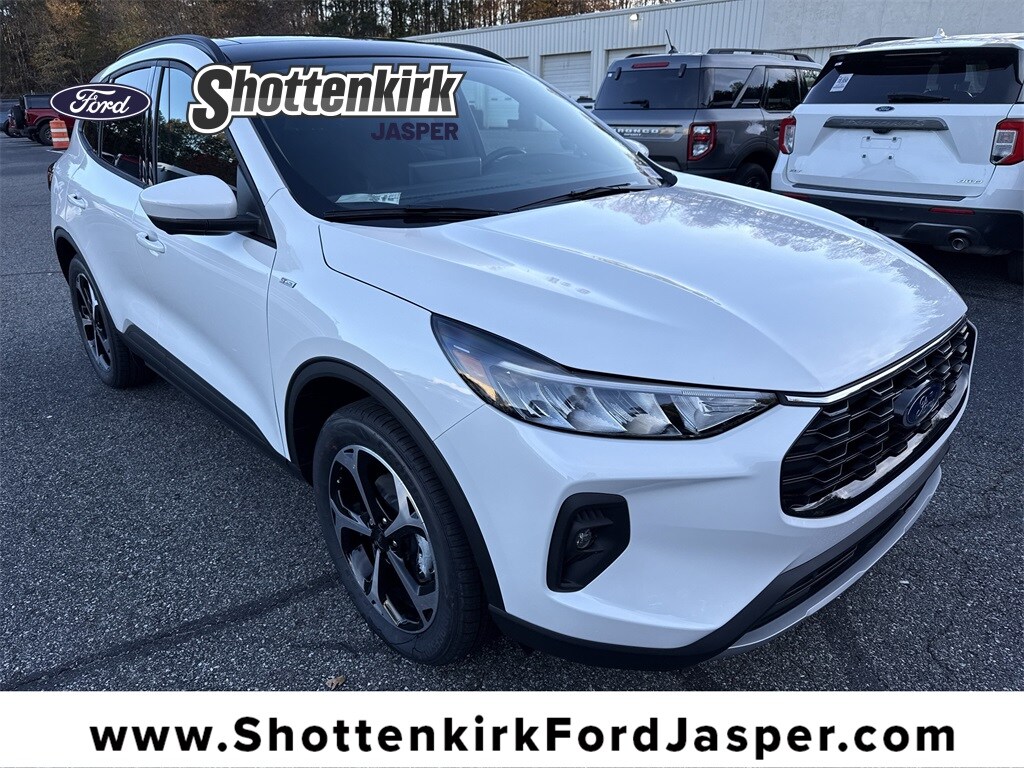 New 2026 Ford Escape Hybrid ST-Line Select SUV