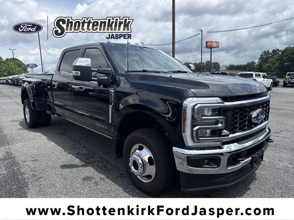 Used 2025 Ford F-350 Lariat Super Duty Crew Cab Long Bed Truck