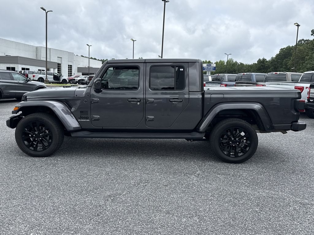 Used 2021 Jeep Gladiator Overland Crew Cab Short Bed Truck
