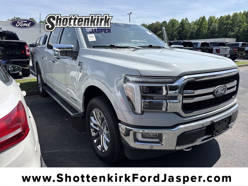 Used 2024 Ford F-150 Lariat Crew Cab Truck