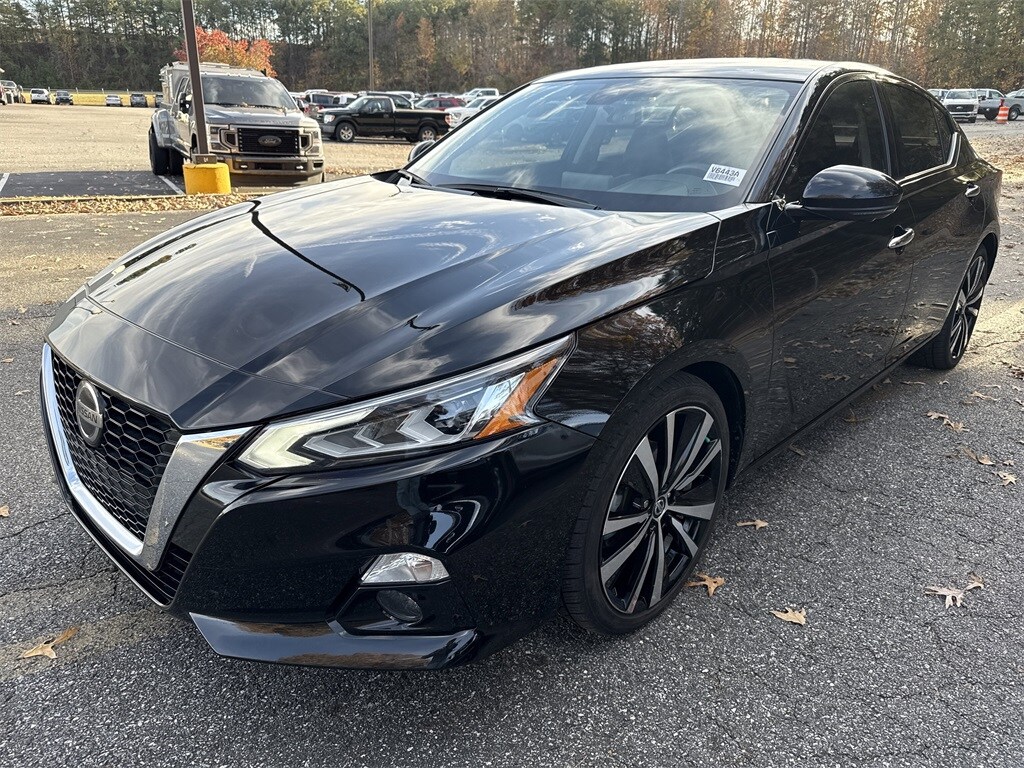 Used 2019 Nissan Altima 2.5 Platinum Sedan