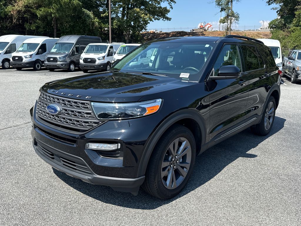 Used 2024 Ford Explorer XLT SUV
