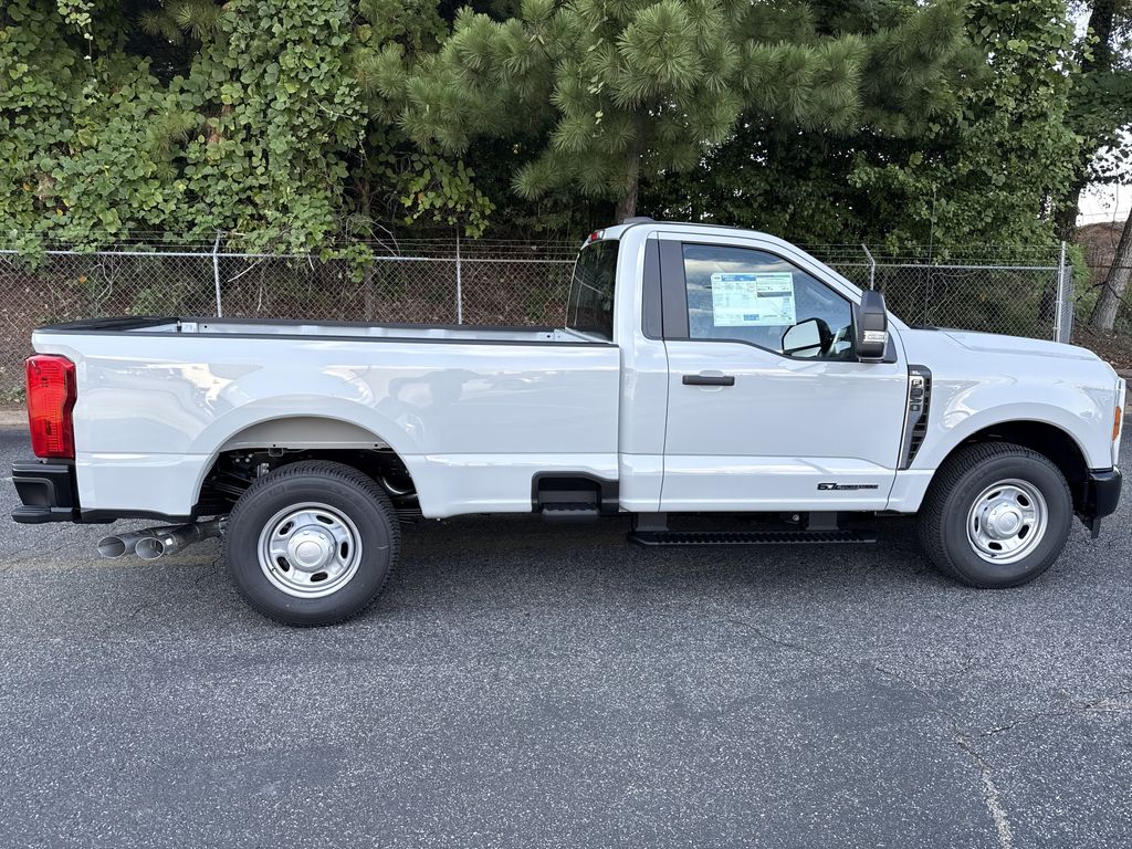 2026 Ford F-350 Super Duty XL - Photo 8