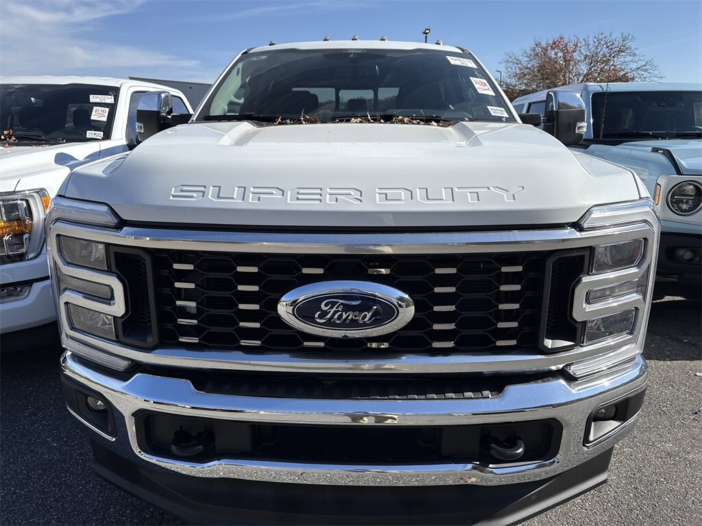 Used 2025 Ford F-350 Lariat Super Duty Crew Cab Long Bed Truck
