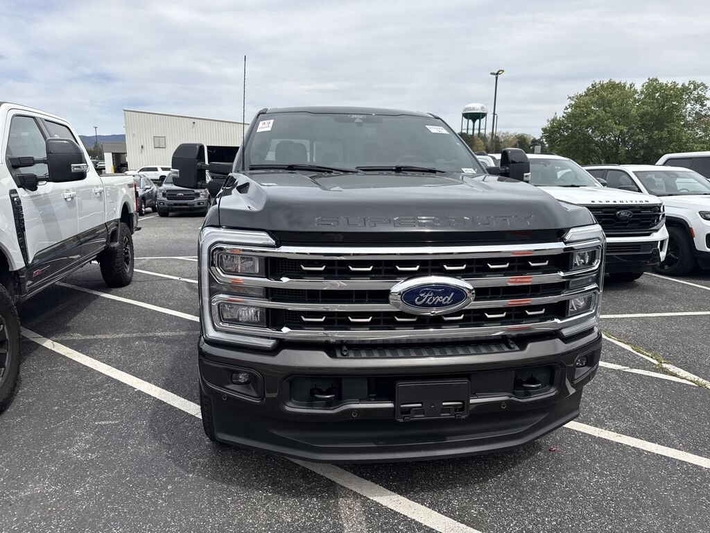 Used 2024 Ford F-250 King Ranch Crew Cab Truck