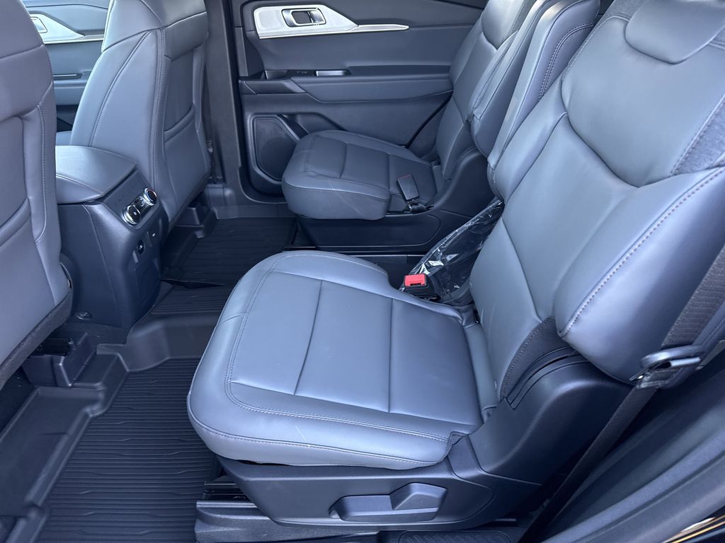 2026 Ford Explorer Active - Photo 21