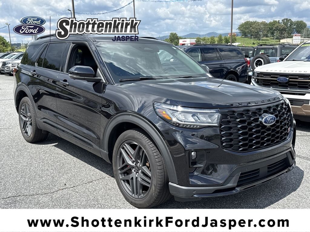Used 2025 Ford Explorer ST SUV