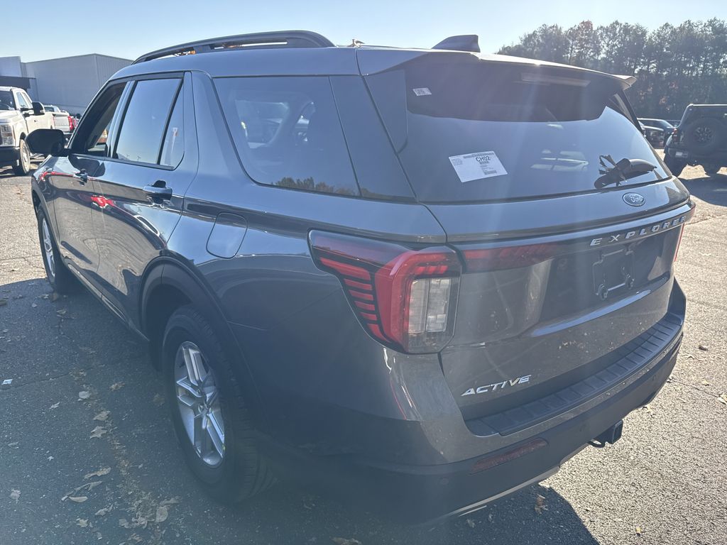 2026 Ford Explorer Active - Photo 12
