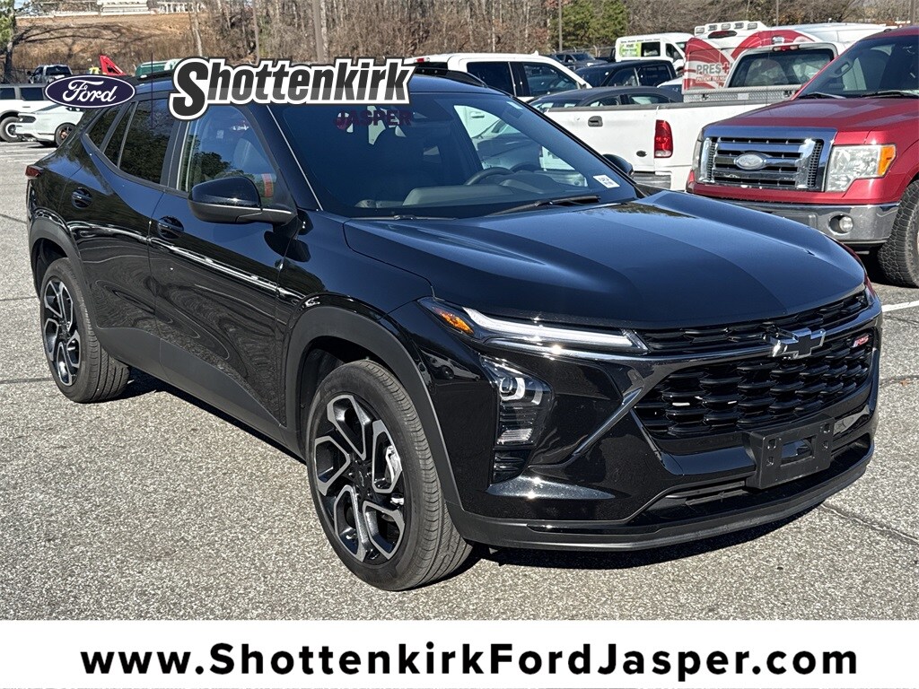 Used 2024 Chevrolet Trax 2RS SUV