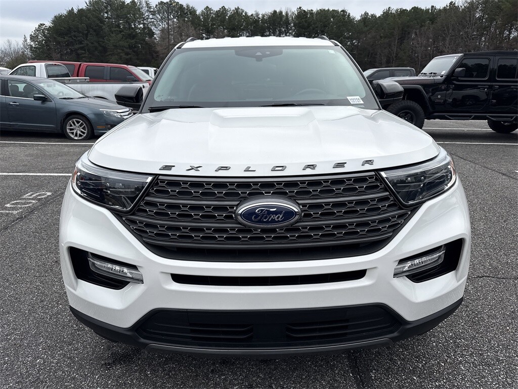 Used 2022 Ford Explorer XLT SUV