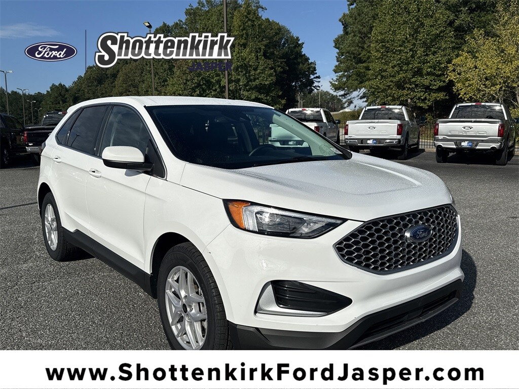 Used 2024 Ford Edge SEL SUV