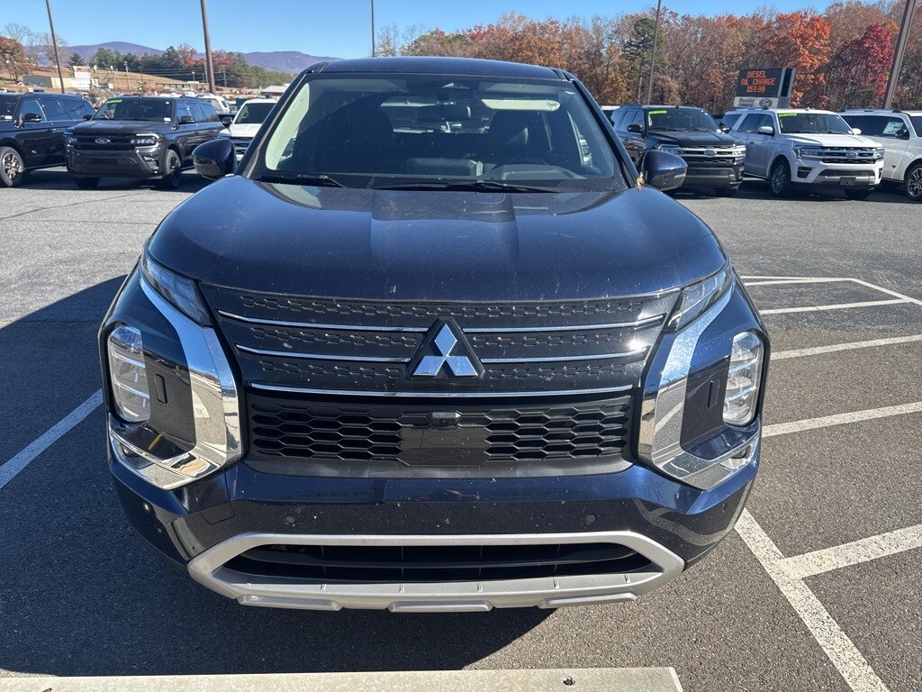 Used 2023 Mitsubishi Outlander SE SUV