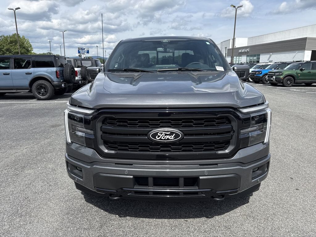 Used 2025 Ford F-150 Lariat Crew Cab Truck