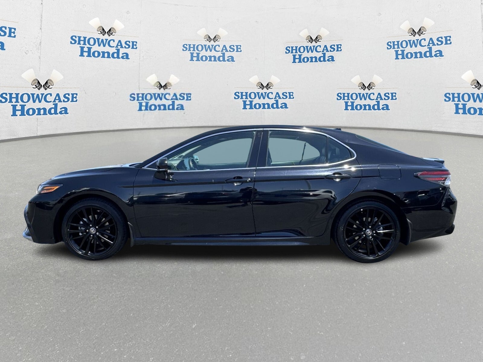 Used 2024 Toyota Camry XSE with VIN 4T1K31AKXRU066403 for sale in Phoenix, AZ