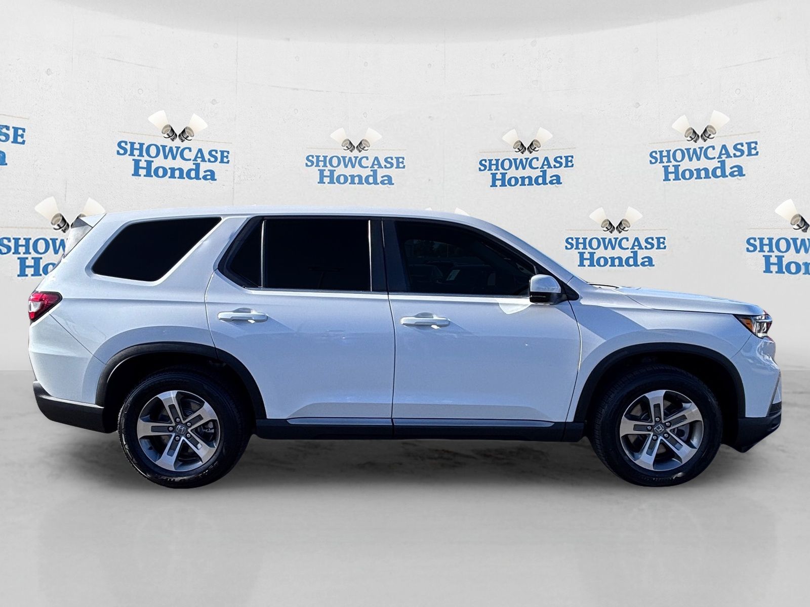 2024 Honda Pilot EX-L - Photo 9
