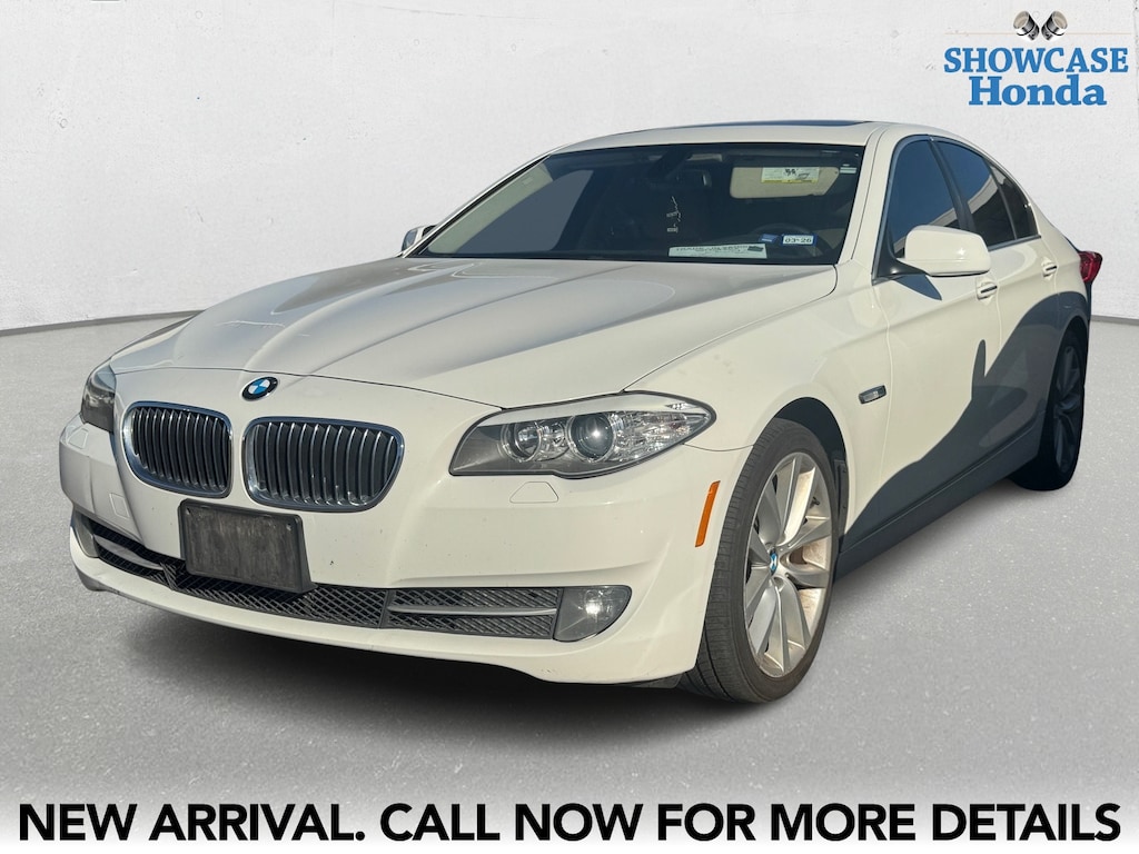 Used 2011 BMW 528i  Sedan