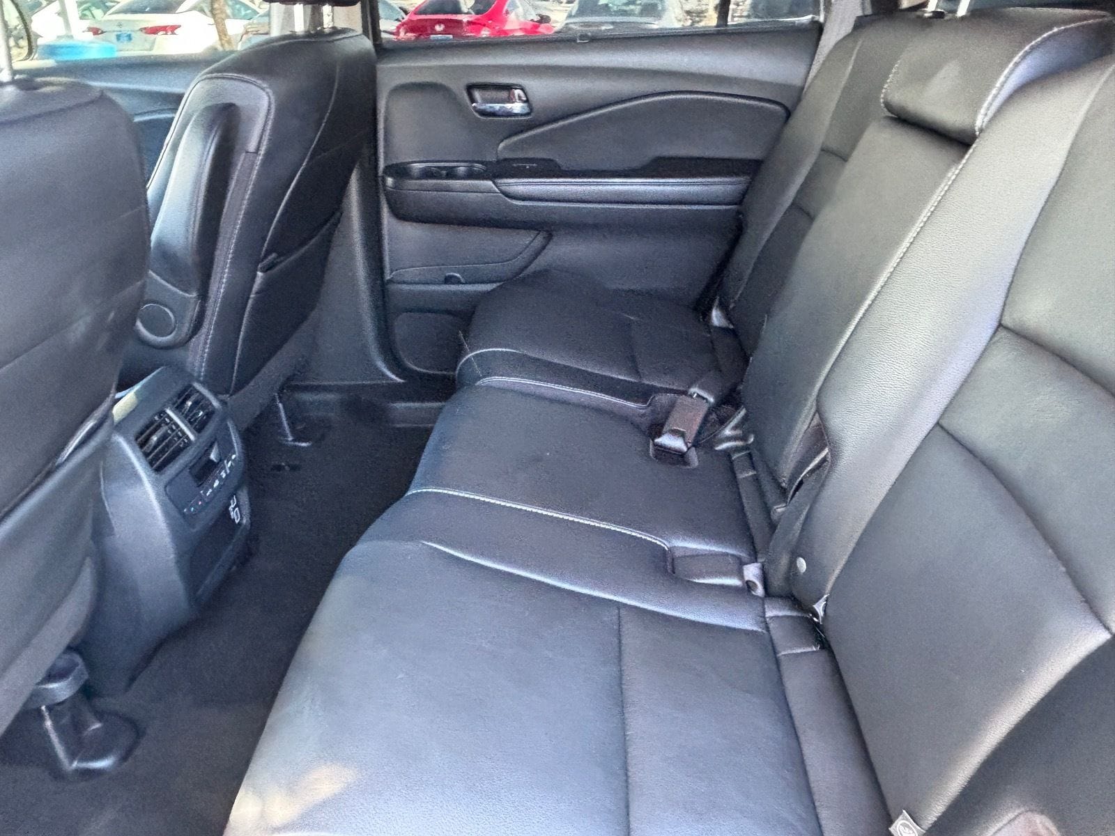 2022 Honda Pilot SE - Photo 16