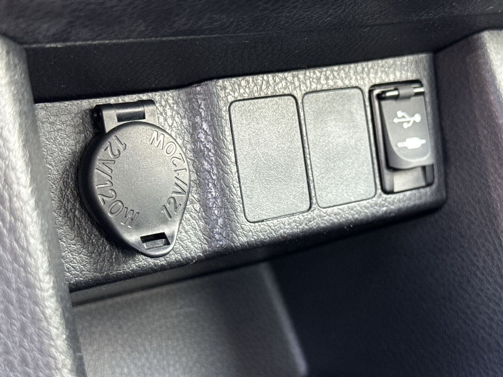 Image 21 of 2017 Toyota Corolla