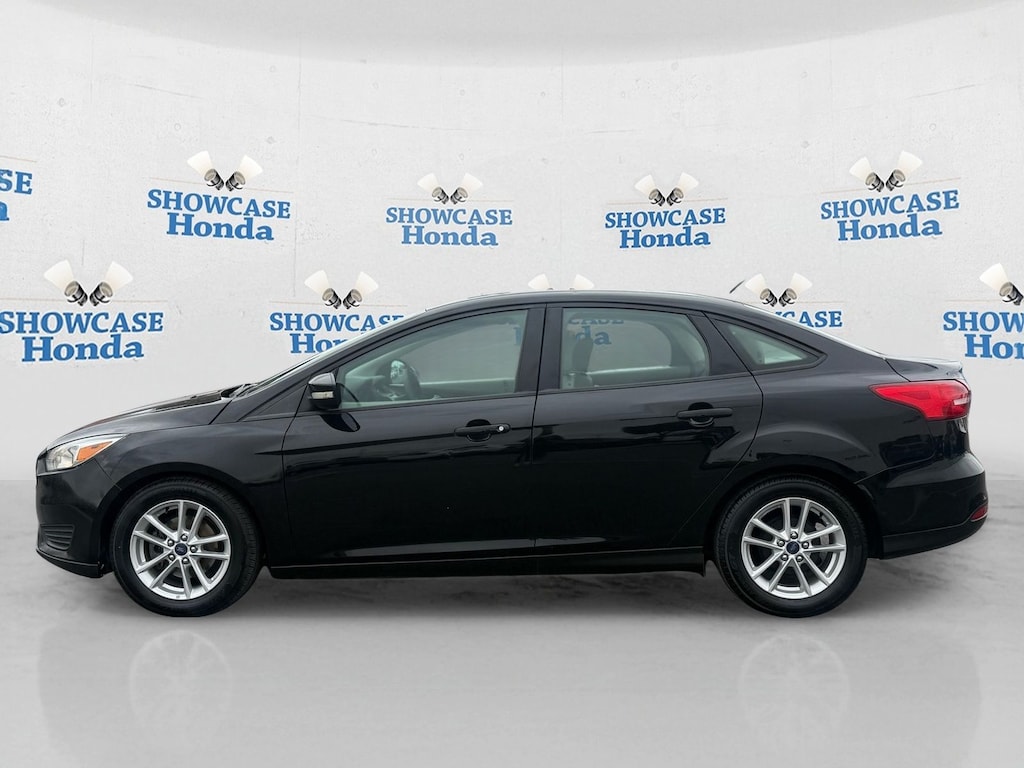 Used 2016 Ford Focus SE Sedan