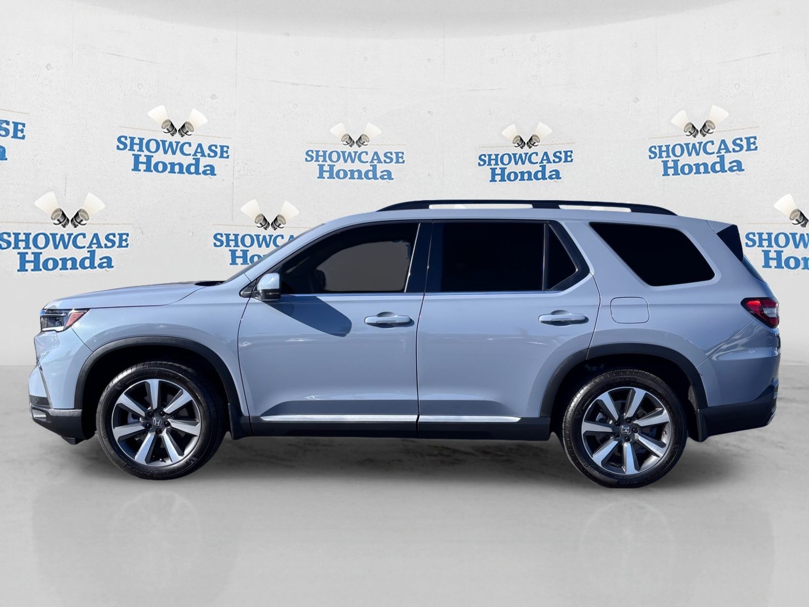 2025 Honda Pilot Touring - Photo 4