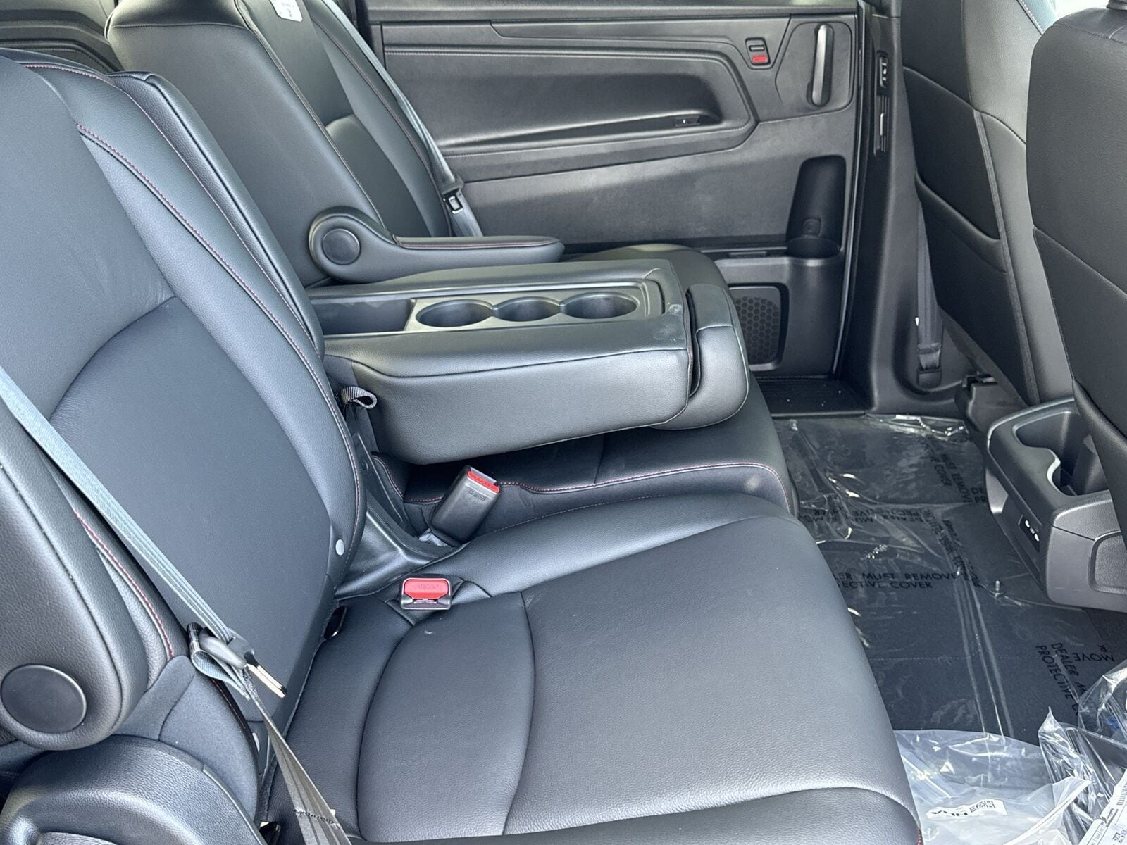 2025 Honda Odyssey Sport L - Photo 8