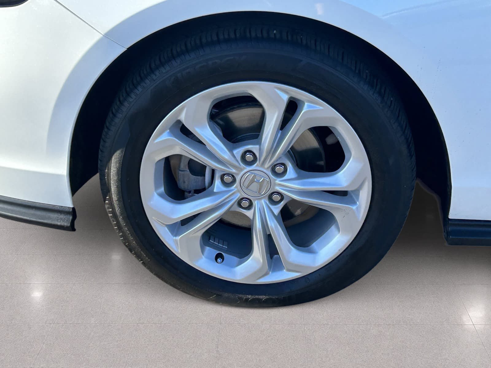 2024 Honda Accord LX - Photo 11