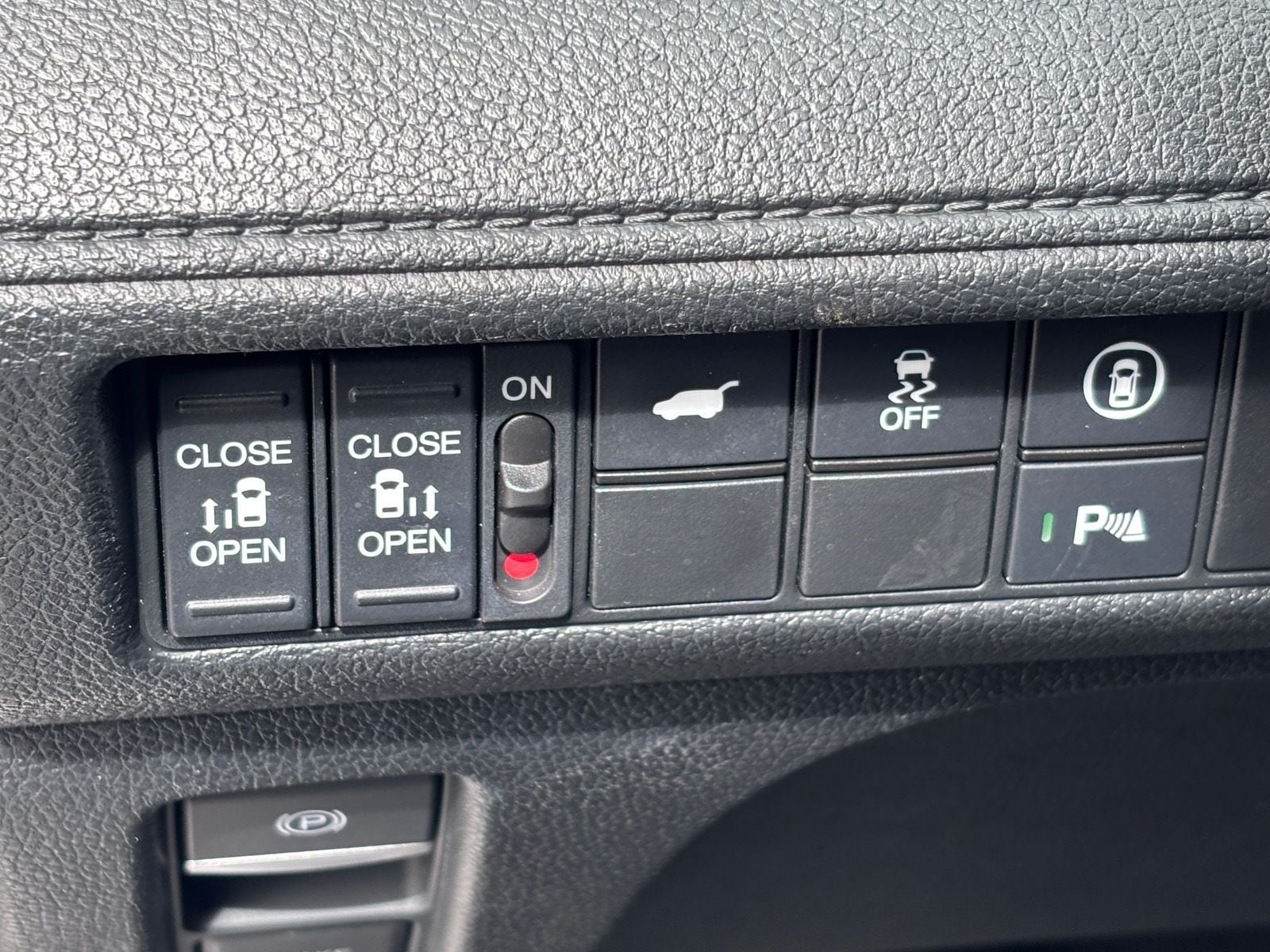 2024 Honda Odyssey Elite - Photo 22