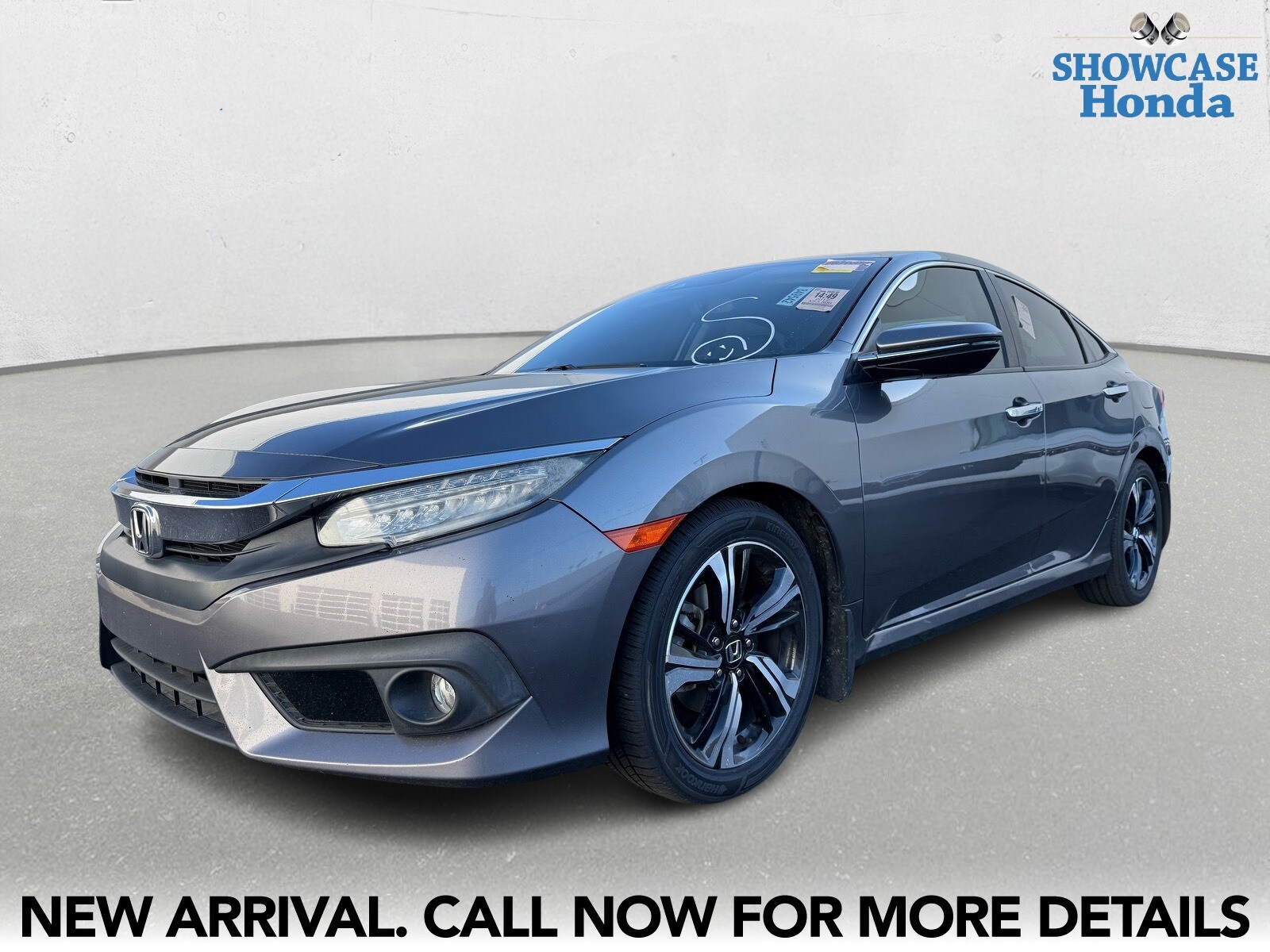 2017 Honda Civic Touring photo 2