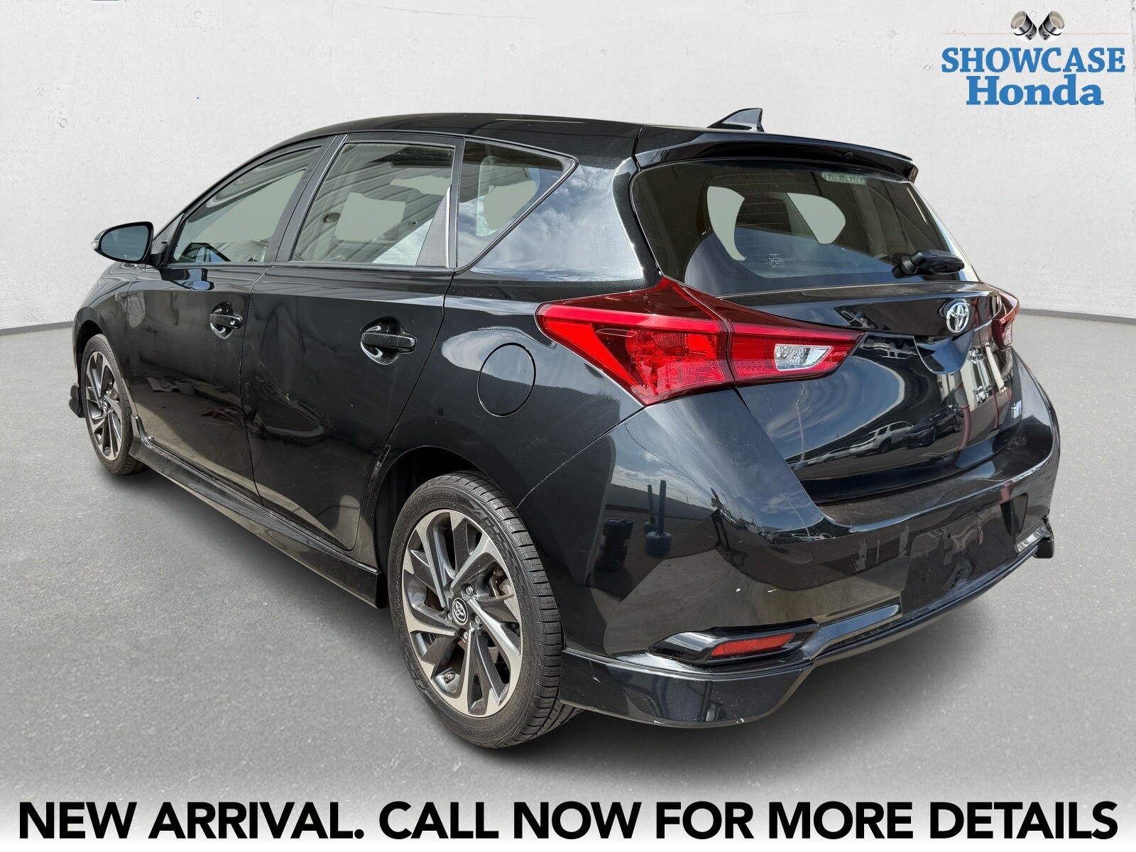 2018 Toyota Corolla iM Base photo 4