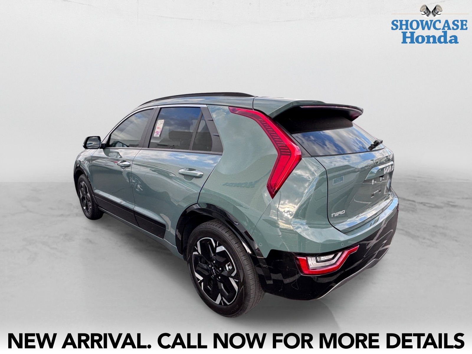 Used 2023 Kia Niro Wave with VIN KNDCT3L18P5060888 for sale in Phoenix, AZ