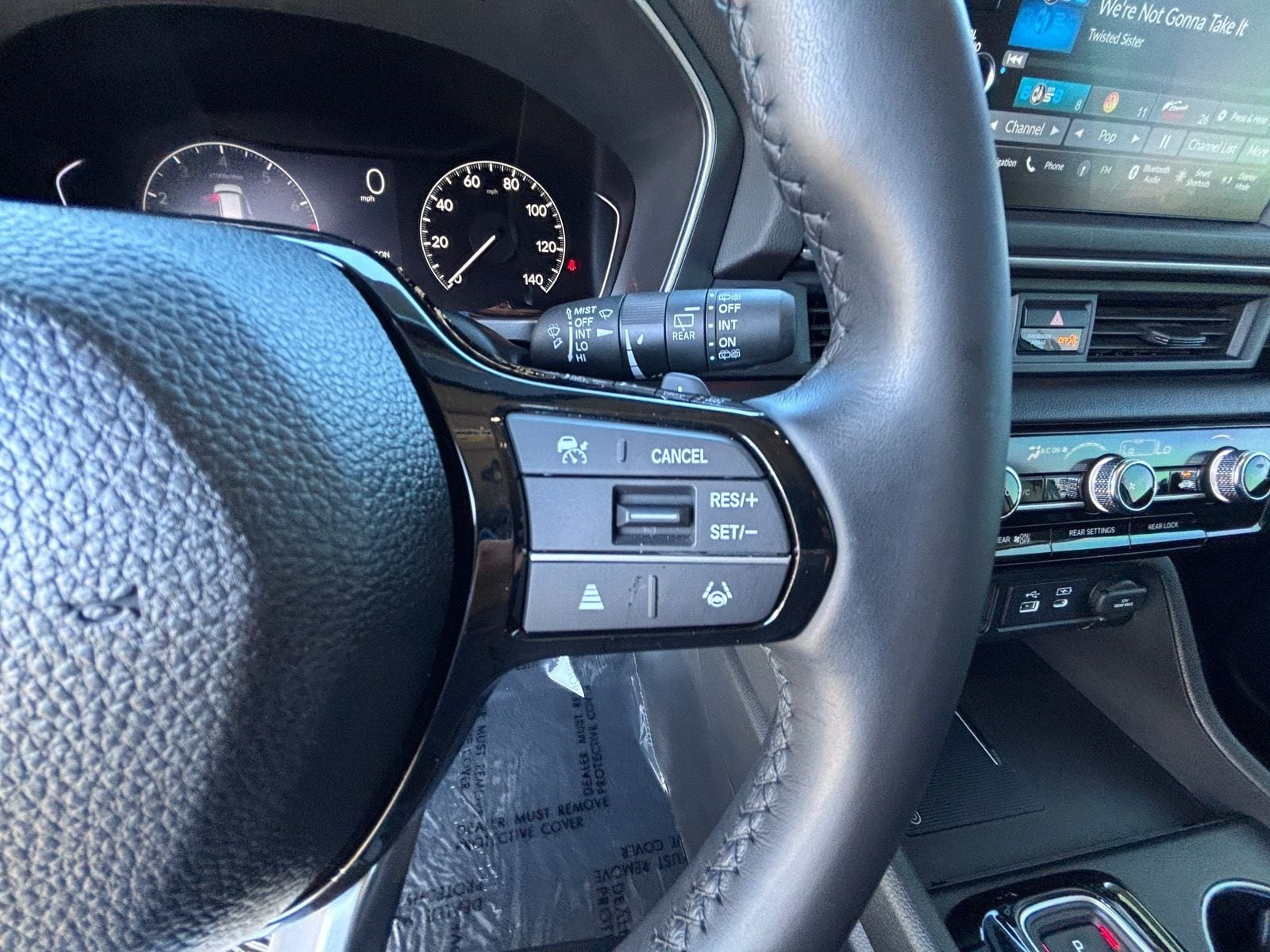 2025 Honda Pilot Touring - Photo 26