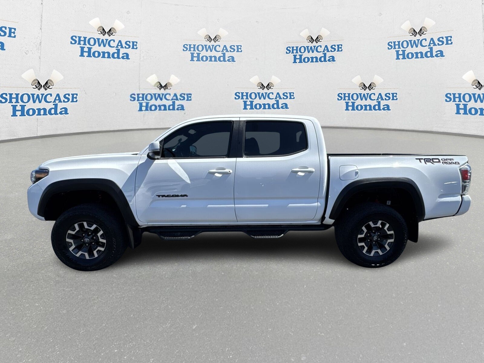 Used 2021 Toyota Tacoma TRD Off Road with VIN 5TFAZ5CN1MX111412 for sale in Phoenix, AZ