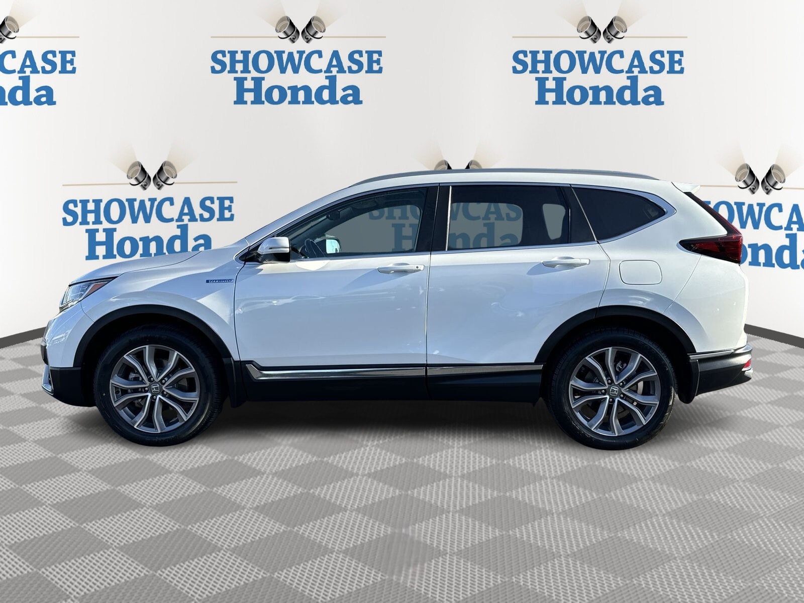 Used 2020 Honda CR-V Touring with VIN 7FART6H96LE019425 for sale in Phoenix, AZ