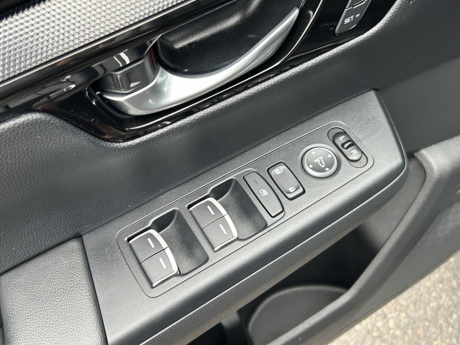2024 Honda CR-V EX-L - Photo 25