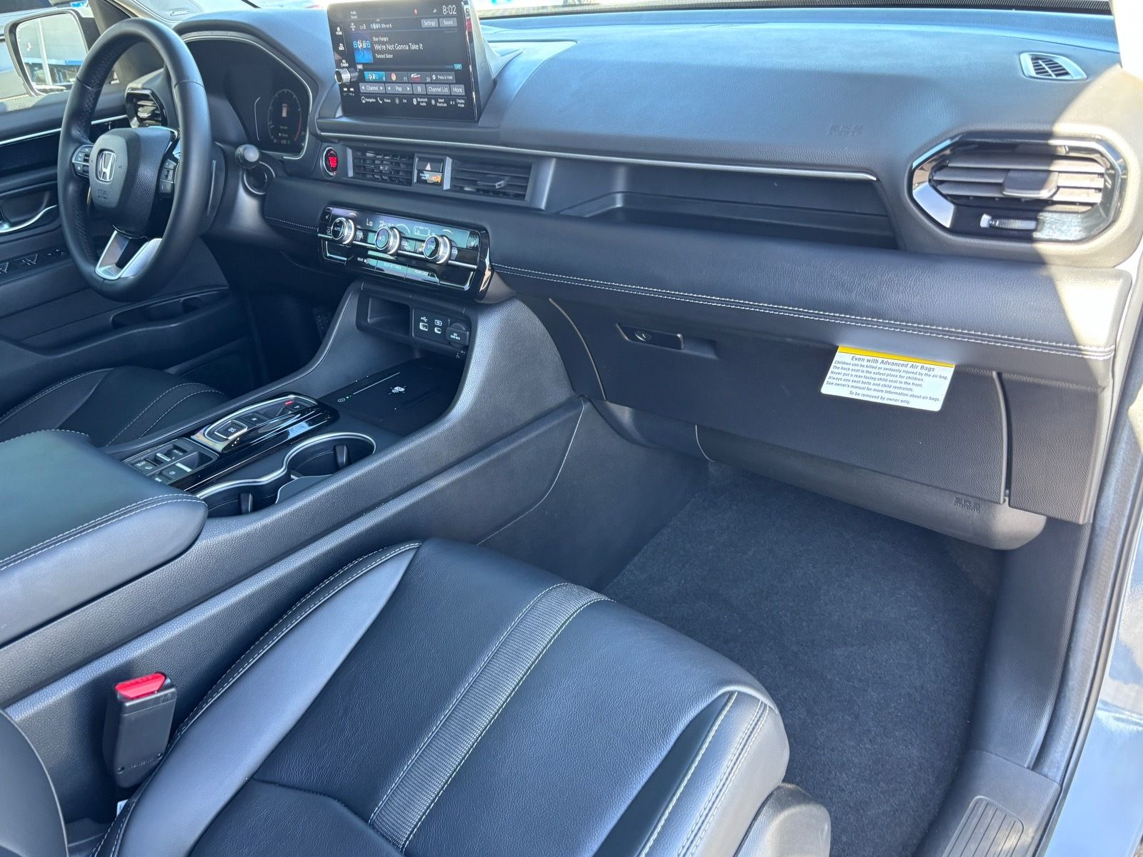 2025 Honda Pilot Touring - Photo 13