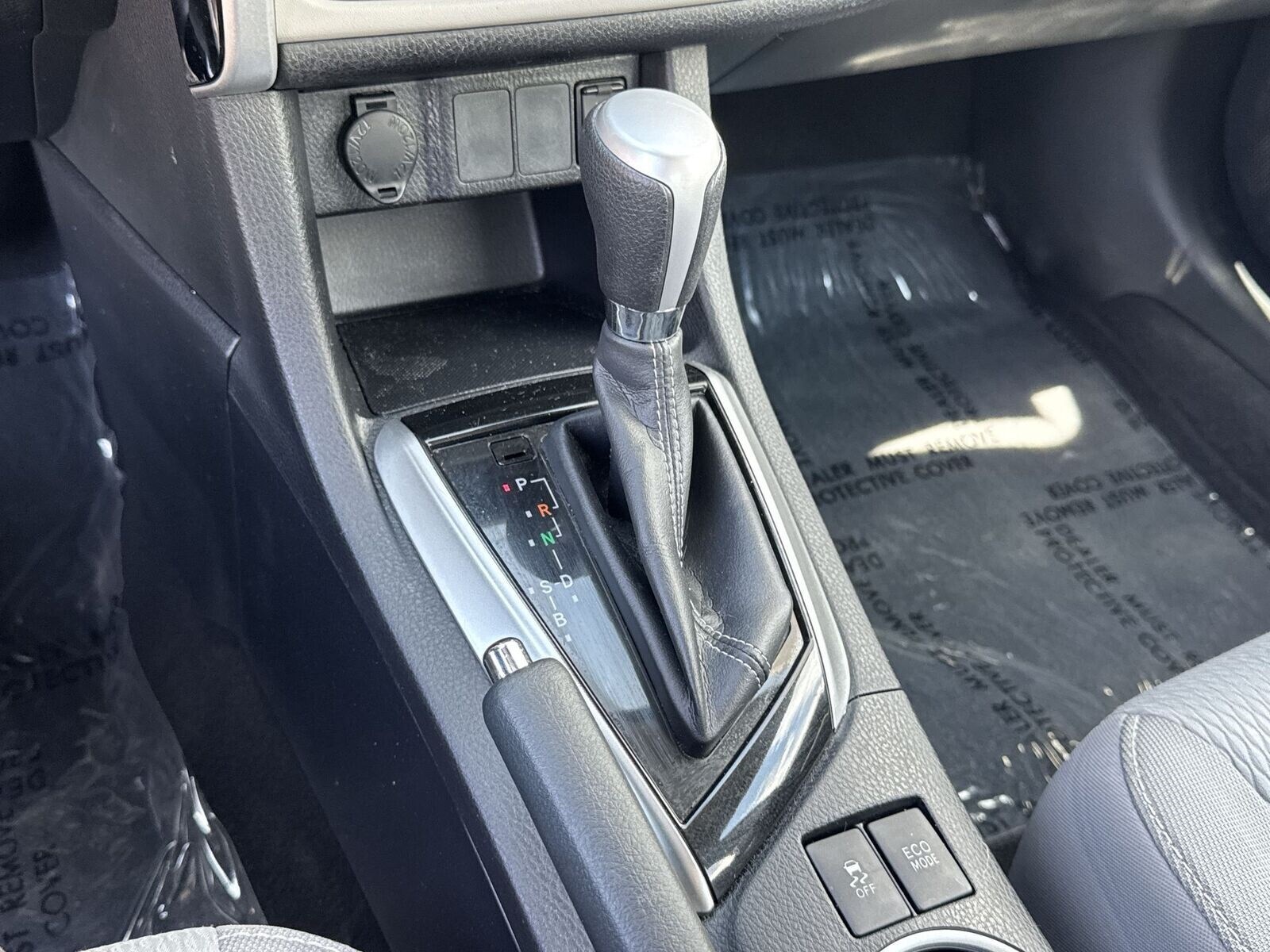 Image 22 of 2017 Toyota Corolla