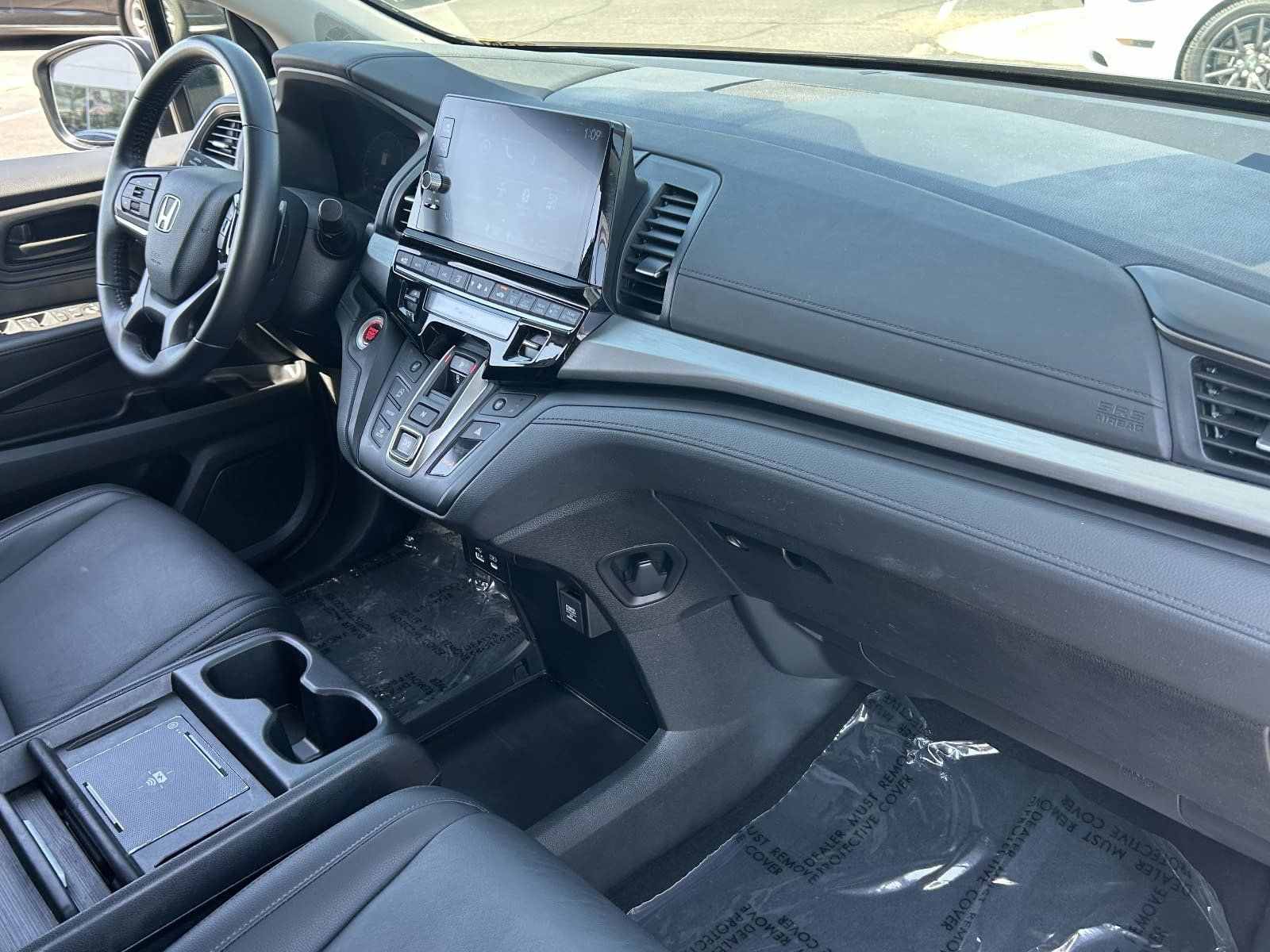 2025 Honda Odyssey EX-L - Photo 15