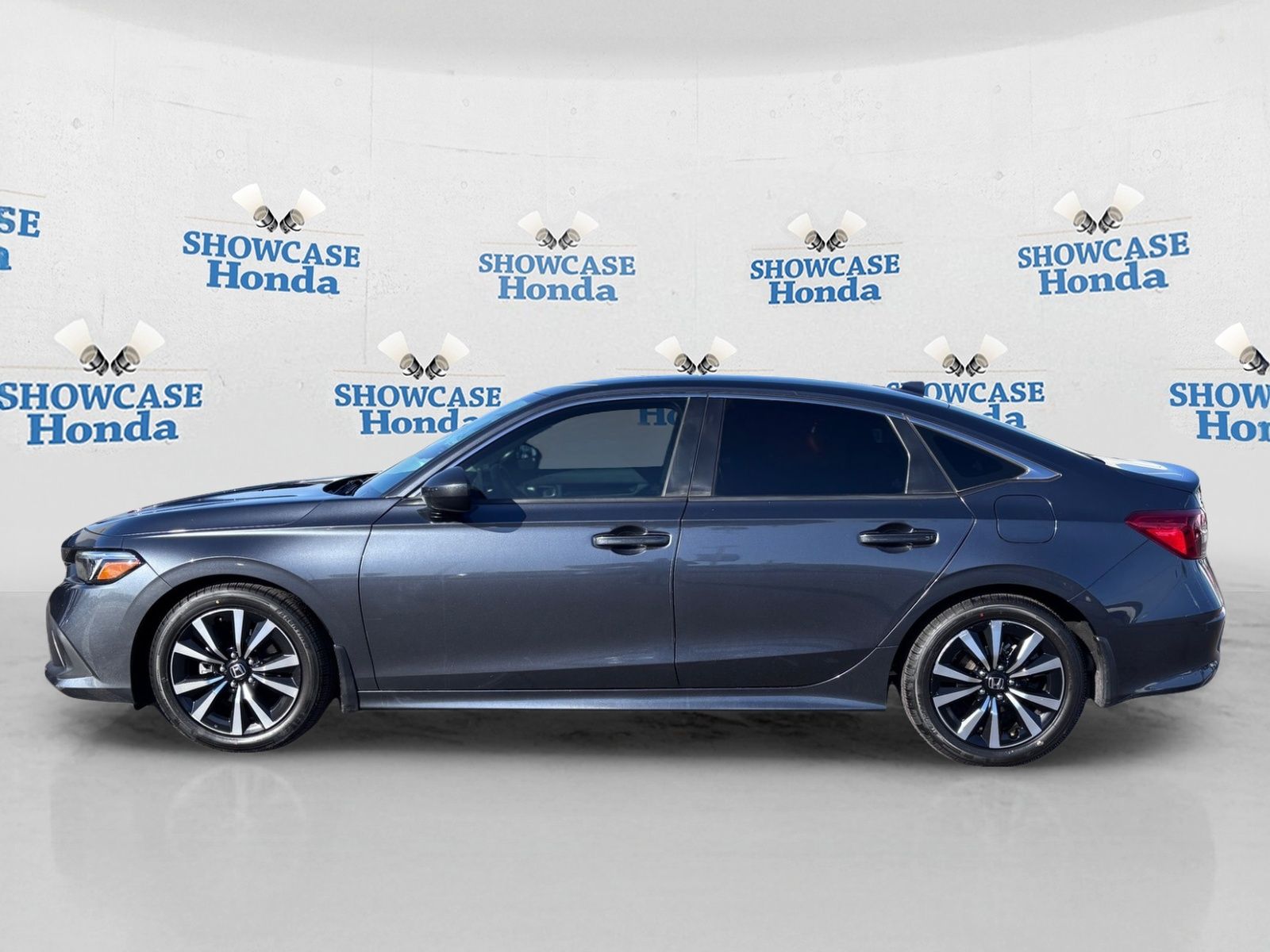 2023 Honda Civic EX - Photo 4