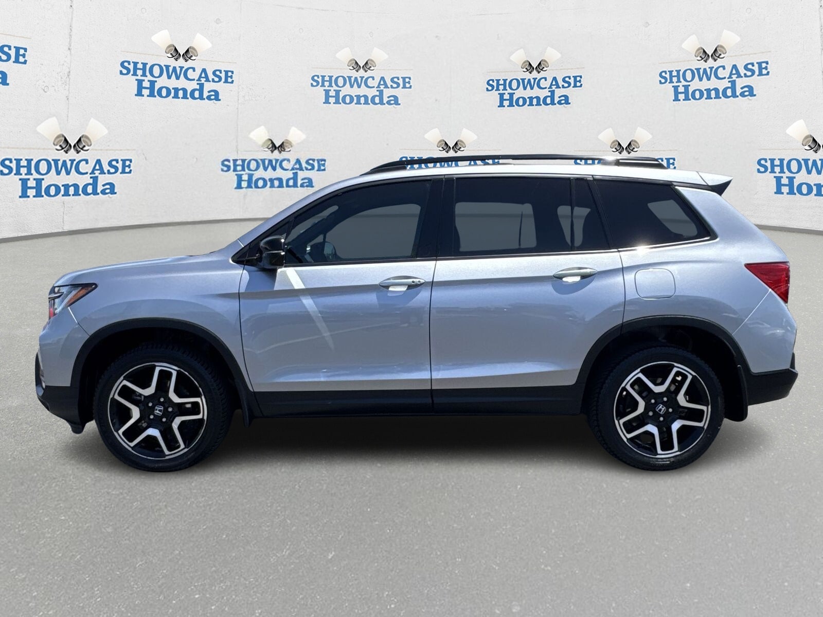 Used 2022 Honda Passport Elite with VIN 5FNYF8H08NB032417 for sale in Phoenix, AZ