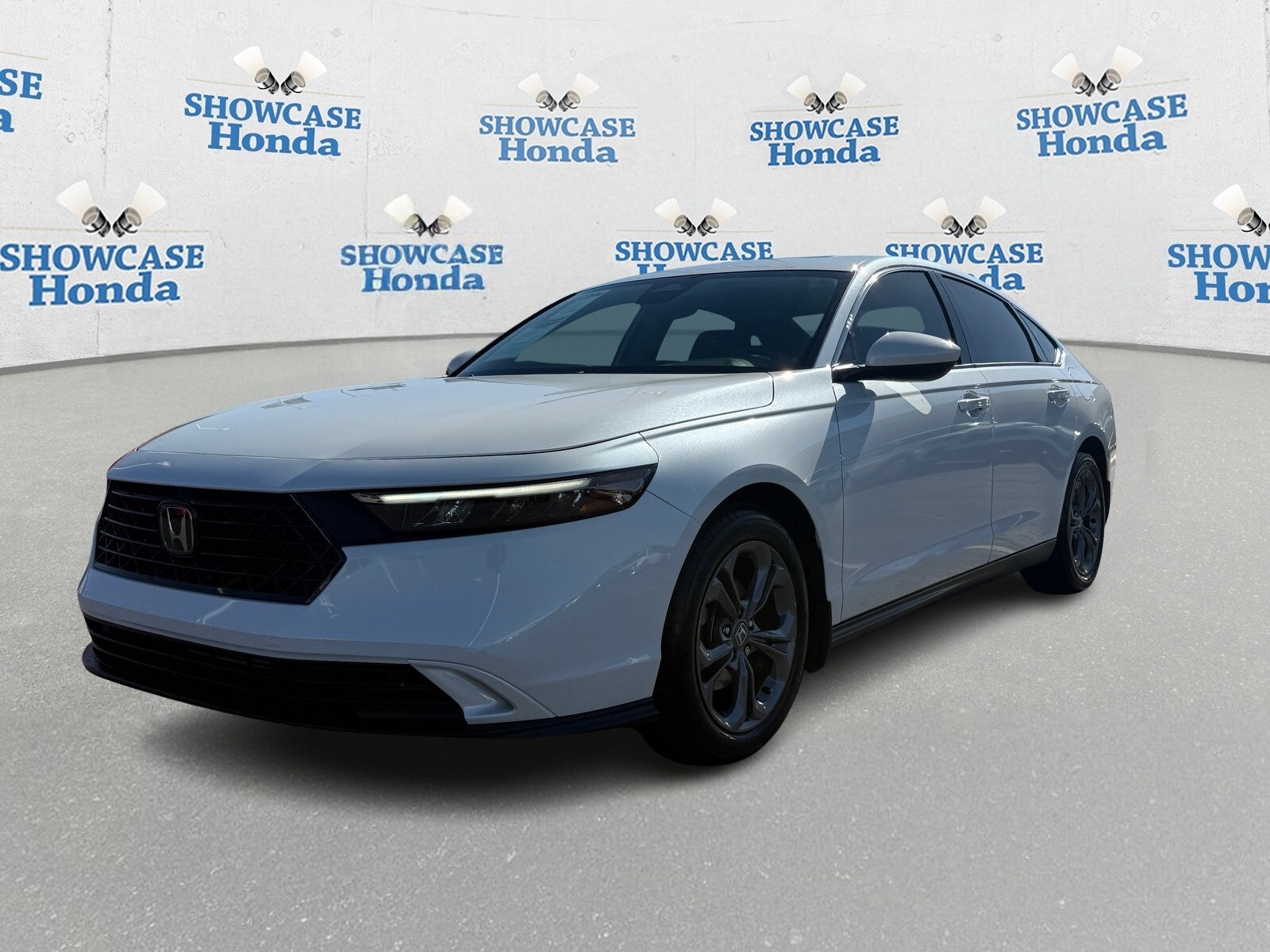 2023 Honda Accord EX photo 2