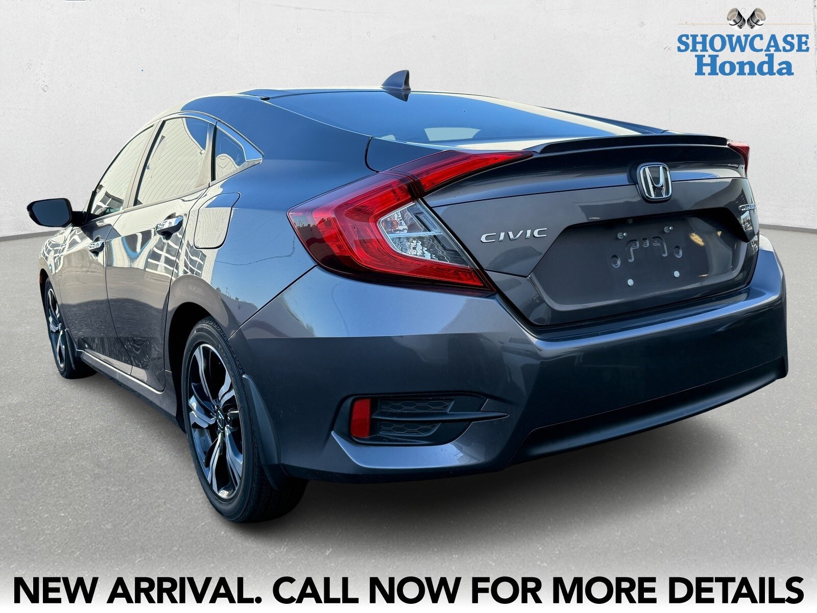 2017 Honda Civic Touring photo 4